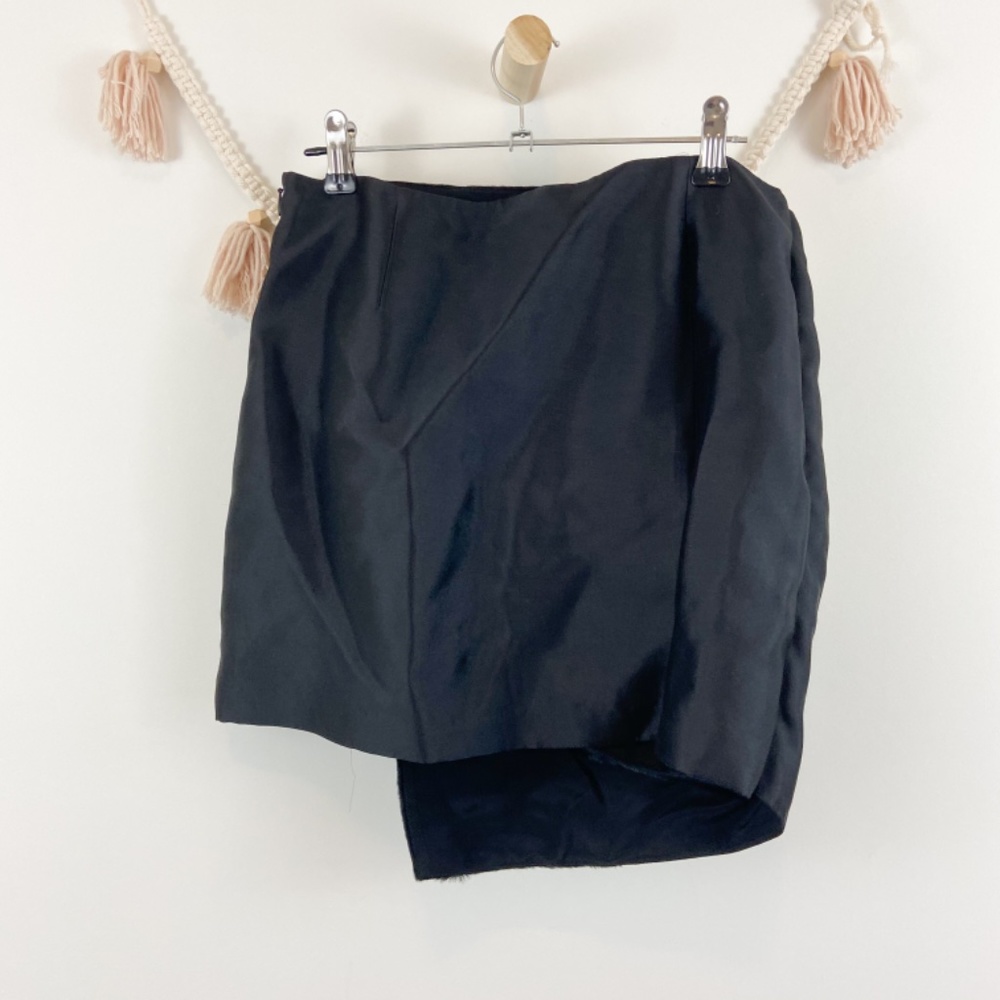 Just Drew Black Calf Hair Lace Around Mini Skirt - Picture 2 of 4